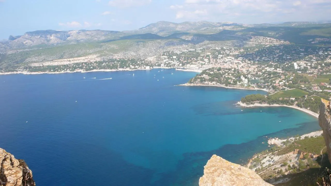 Chez Mamouska Bed & Breakfast Cassis